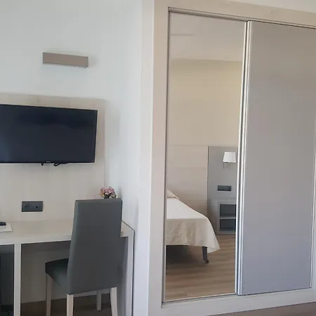 Aparthotel Advise Reina
