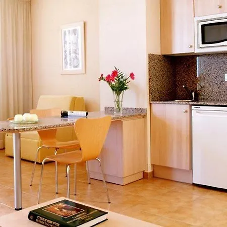 Advise Reina Aparthotel 4*